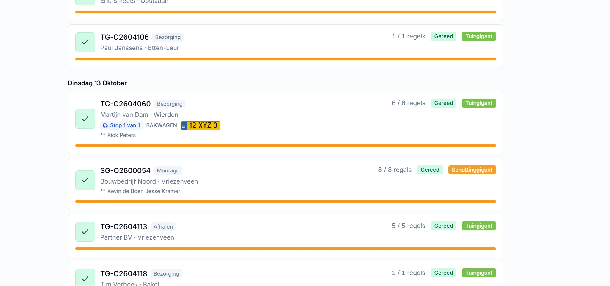 Orderpicken in Base360: de orders van deze week per dag, met de stand van het picken en de bezorgrit waarin ze meegaan.